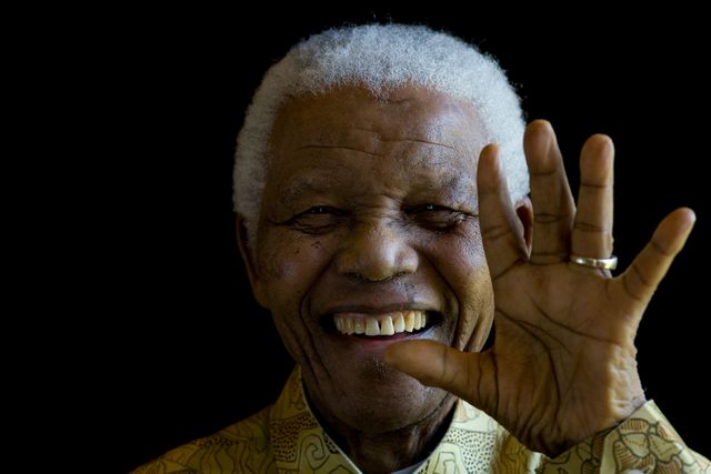 Madiba waving